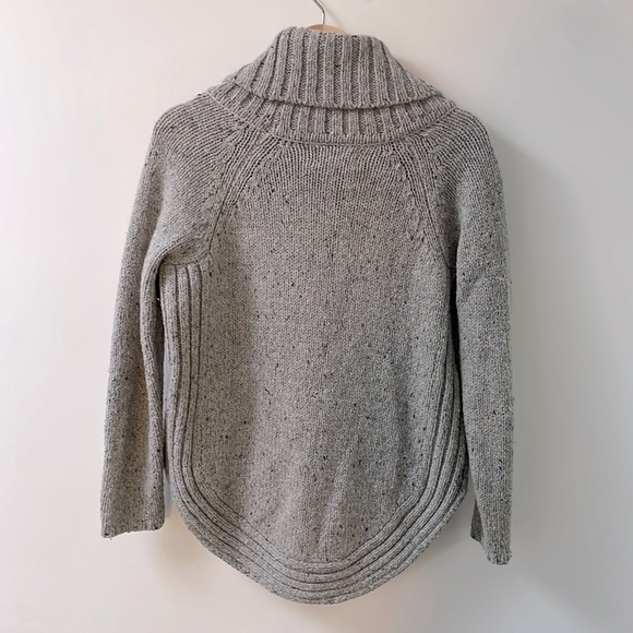 Cynthia Rowley funnel turtle neck gray wool knit sweater kangaroo pocket size M - Picture 2 of 8